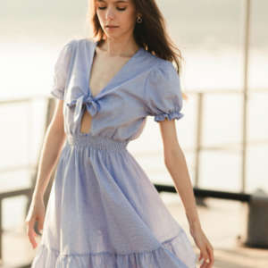 Vestido curto seda azul